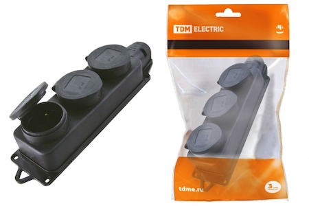 TDM ELECTRIC SQ0612-0008 Розетка трехместная с заглушками каучук 2Р+РЕ 16А 250В IP44 TDM